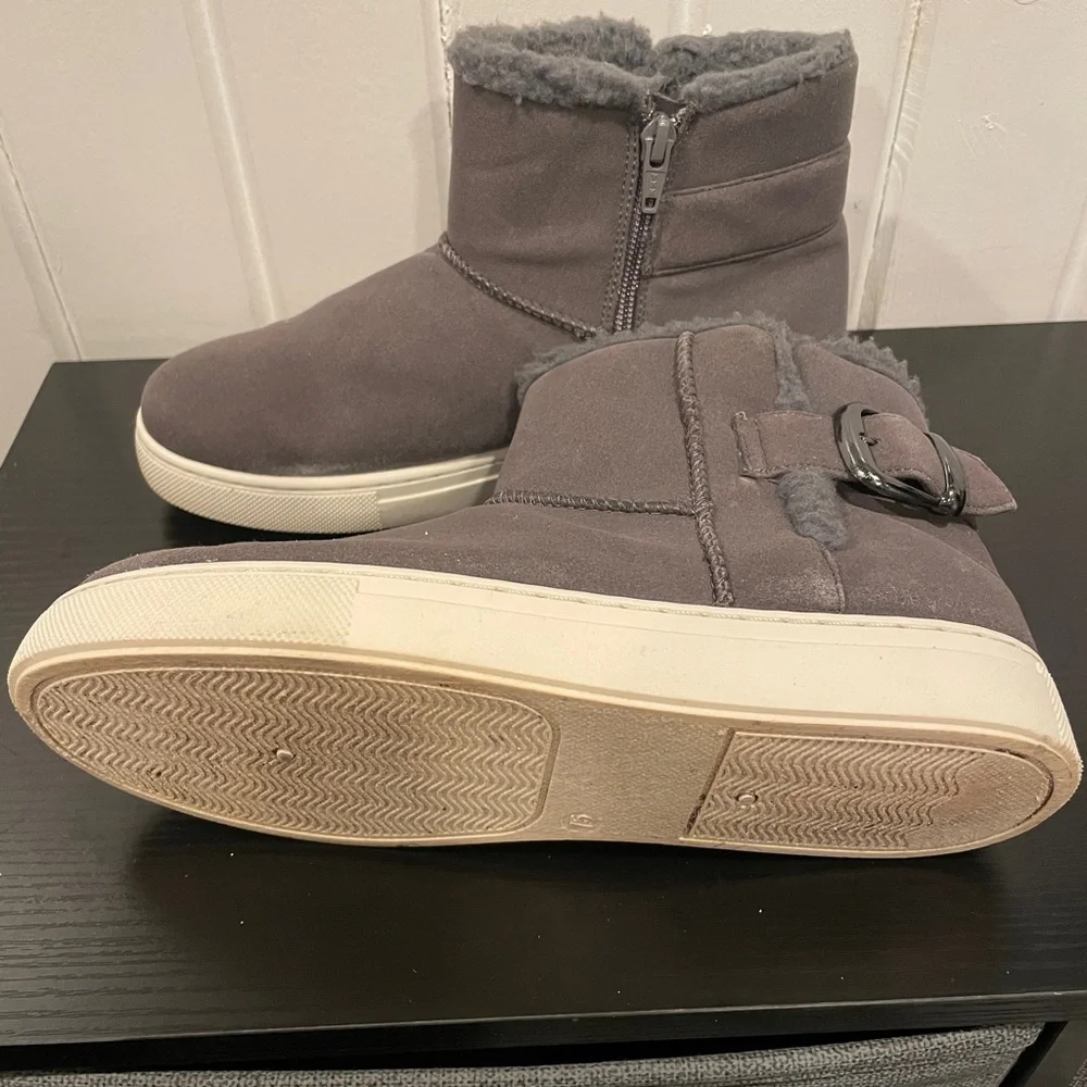 Cliffs by white mountain Gray Cozy Faux-Shearling Ankle Boots size  7.5